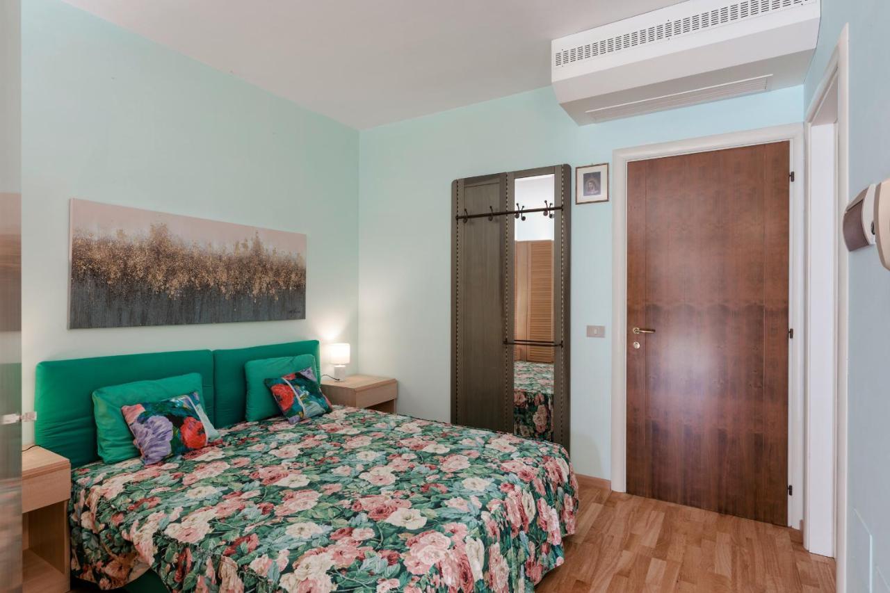 Azzurra Suite - Monolocale Con Piscina E Wifi Sirmione Exterior photo
